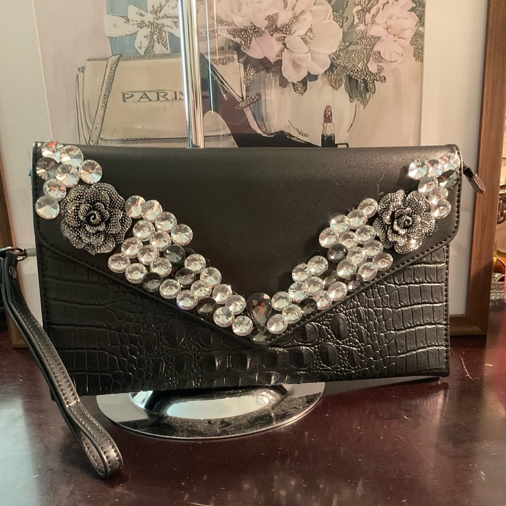 Elegant Black Clutch with Alligator Body and Crystal Accents. 11.5” x 7” NWOT